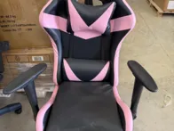 Gaming kėdė – juoda/rožinė su pagalvėlėmis