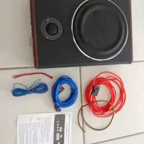  Žemų dažnių garsiakalbis