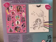 Spalvinimo knygelė su undinėlėmis ir lipdukais