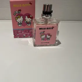 Hello Kitty kvepalai mergaitėms