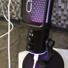JYX U120 žaidimų stalinis mikrofonas su RGB kvėpav
