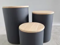 Stikliniai indeliai su bambukiniais dangteliais