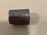 Įvorė su 1/4 sriegių