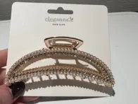 Plaukų segtukas - prabangiai atrodantis