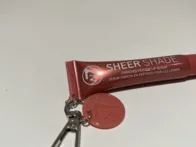 W7 lūpų blizgis - segasi prie raktų, kuprinės