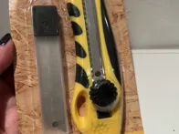 Pjaustymo peiliukas su geležtėmis