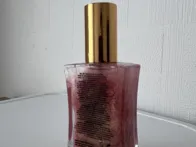 Kūno purškiklis su blizgučiais -labai gražiai žėri