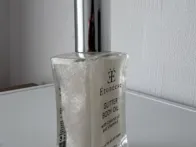 Kūno purškiklis su blizgučiais -labai gražiai žėri