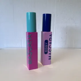 Blakstienų tušas tankinimui ir ilginimui