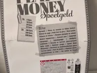 Monetos, pinigai vaikų žaidimui