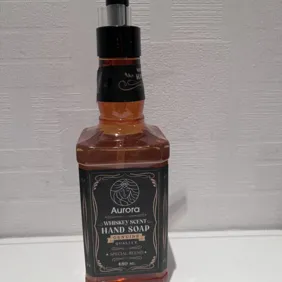 Rankų muilas viskio butelyje - tinka dovanai