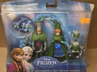 Frozen rinkinys su pažeista pakuote