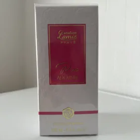 Kvepalai EDP su 78% parfumo pagaminti UAE