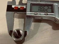 Įvorė su 1/4 sriegių