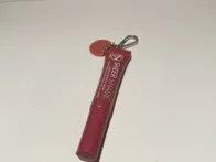 W7 lūpų blizgis - segasi prie raktų, kuprinės