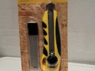 Pjaustymo peiliukas su geležtėmis