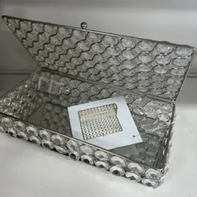 Papuošalų - smulkmenų dėžutė