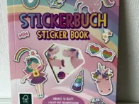 Lipdukų knygelė vienaragiai