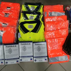 Liemenės, bliuzonai, polo marškinėlia apie 31vnt