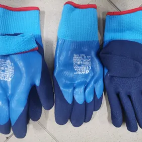 Mėlynos pirštinės 10dydis 12por.