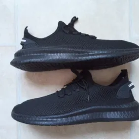 Laisvalaikio bateliai 45