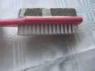 Kojų šepetėlis - akmenukas 2in1