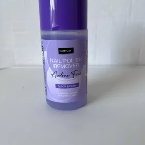 sence nagų lako valiklis be acetono