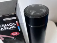 Termosas su temperatūros matuokliu