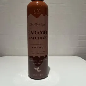 Drėkinantis, valantis plaukų šampūnas su kava 400m