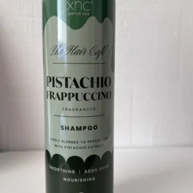 Plaukų šampūnas - valo, suteikia žvilgesio, maitin