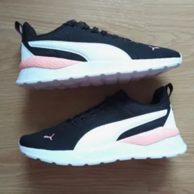 Puma Anzarun lite bateliai 38,5