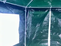 Šiašiakampė 3,5m nuo sienų pavėsinė