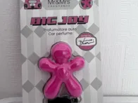 Automobilio gaiviklis - kvapukas į groteles