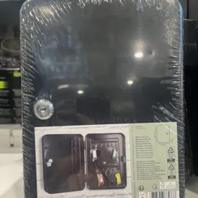 Pakabinama raktų dėžutė, metalinė 25x18x7,5