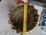 Stilingi auksiniai vazonai 2vnt