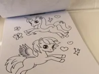 Spalvinimo knygelė su vienaragiais ir lipdukais