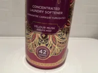 SIR rūbų minkštiklis 750 ilgai išliekantys kvapai