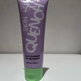 W7 gelinis veido prausiklis 120ml