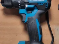 MAKITA DDF487 NAUJAS SUKTUKAS SU PAŠVIETIMU