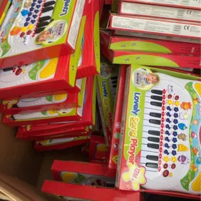 10 pianinų