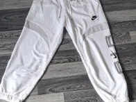 Naujos oversize Nike kelnės