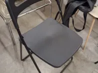 2 Kėdės