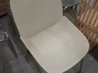 2 Kėdės
