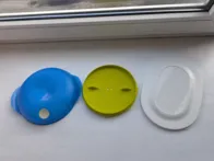 Įvairūs Tupperware indų dangteliai