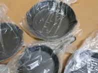 Ketaus keptuvių rinkinys, 4 vnt. + pirštinė