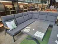Kampinė sofa 