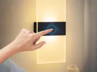 2vnt touch sieninės lempos - pakraunamos - naujos