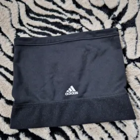 Adidas kaklo mova
