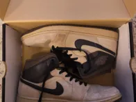 Air Jordan 1 Mid „Khaki Baroque Brown“ 44,5