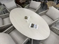 „Burgos“ ir „Davos Crema“ lauko baldų komplektas